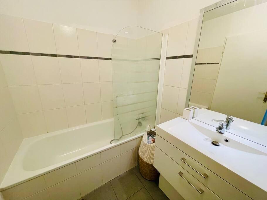 Appartement 4 Pers A 5 Min De Paris Saint-Ouen  Exterior photo